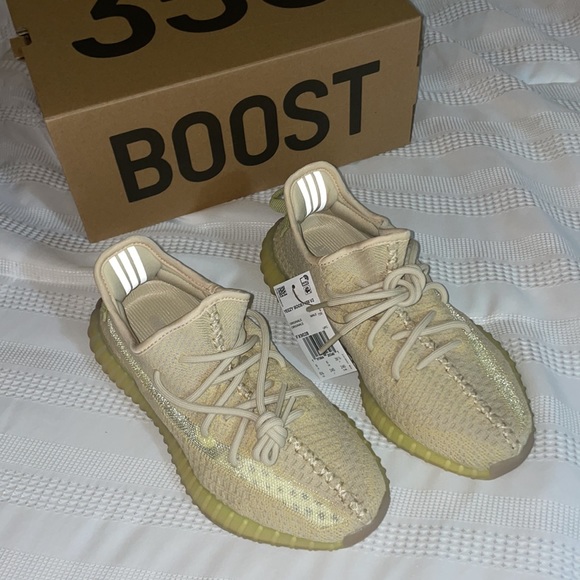 Yeezy Shoes - Yeezy Boost 350 V2 beige